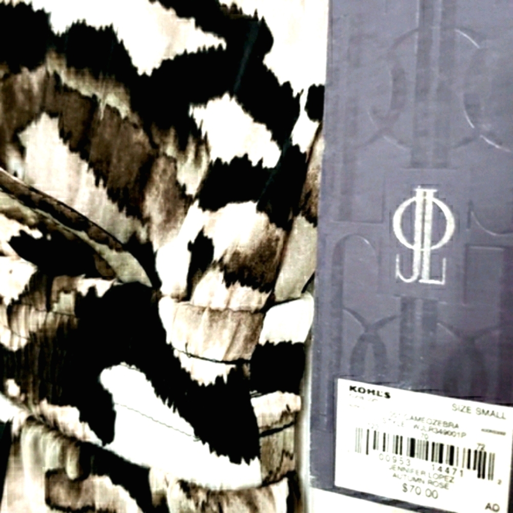 NWOTJennifer Lopez Camo/Zebra Autumn Rose Jumpsuit - Picture 4 of 13